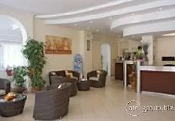 Hotel 4 Stagioni Riccione 2*,  Italy