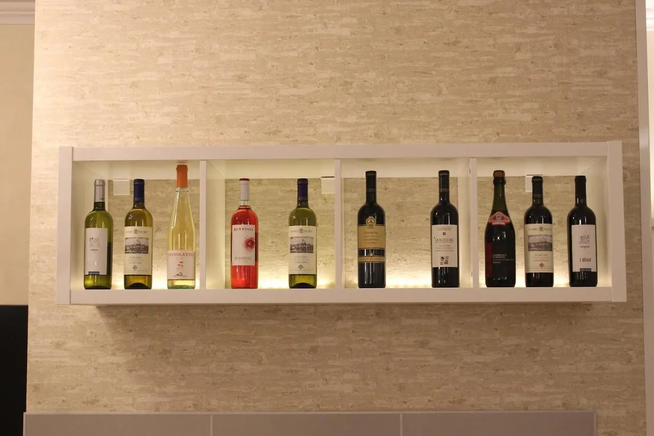 Hotel 4 Stagioni Riccione 2*,  Italy