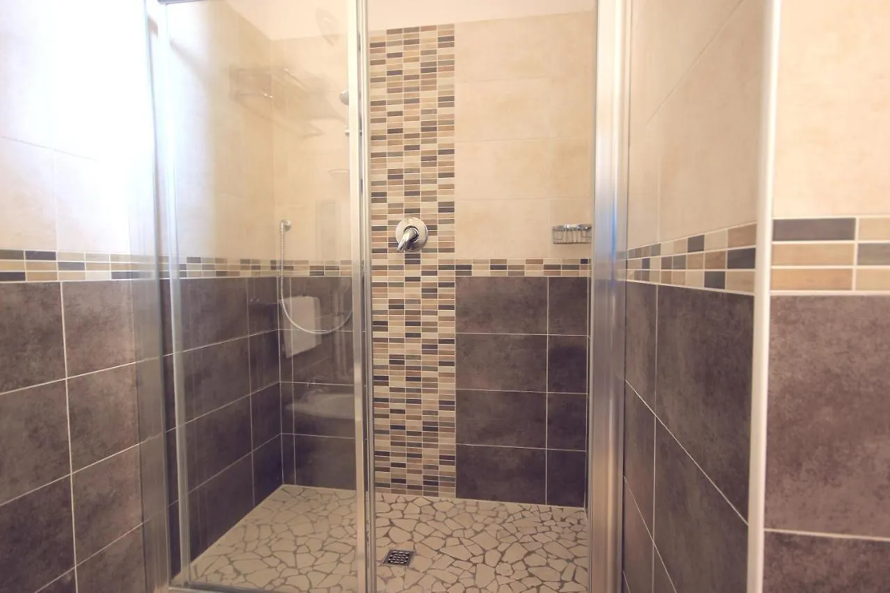 Hotel 4 Stagioni Riccione 2*,
