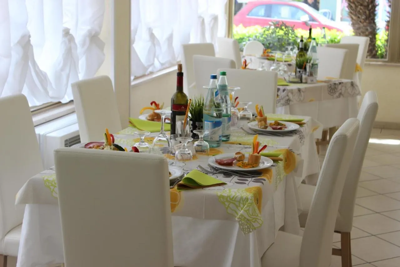 Hotel 4 Stagioni Riccione