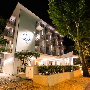 21 ** Riccione